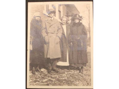 AOB and Mabel in Champagne 1923 v3