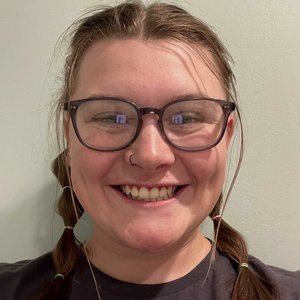 Bella Liffick W-2220